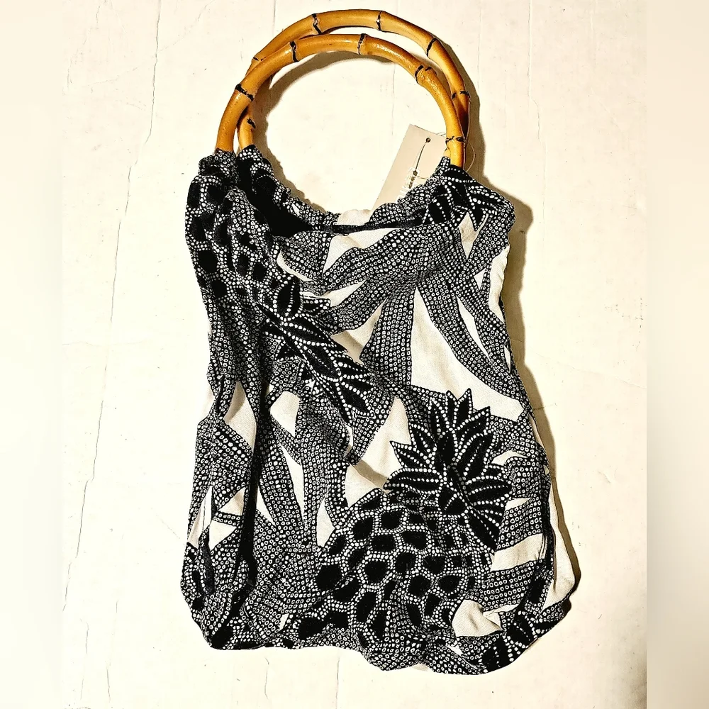 Chico's bamboo handle blue pineapple silk travel purse